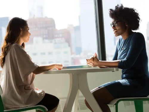 重庆专业的心理咨询中心推荐-抑郁症的心理疏导频率，每周几次才能达到理想效果？